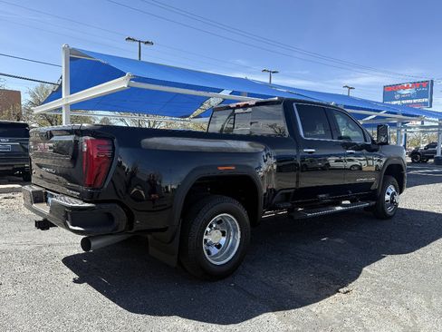 Used 2025 GMC Sierra 3500 Denali w/ Denali Reserve Package image 5