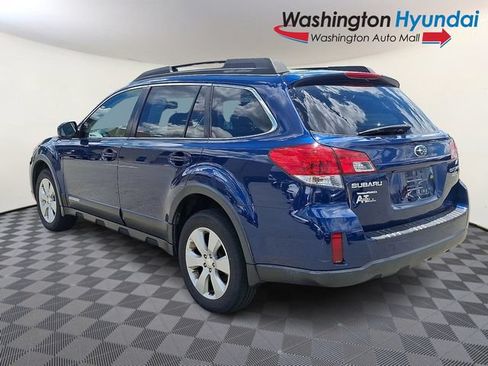 Used 2011 Subaru Outback 2.5i Premium AWD/4WD image 4