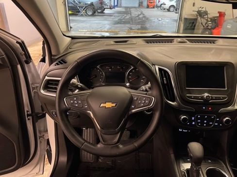 Used 2024 Chevrolet Equinox LT image 15