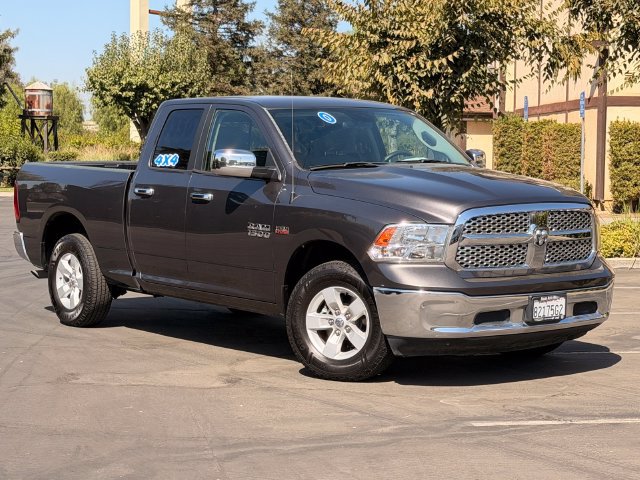 Used 2018 RAM 1500 Classic SLT AWD/4WD image 2