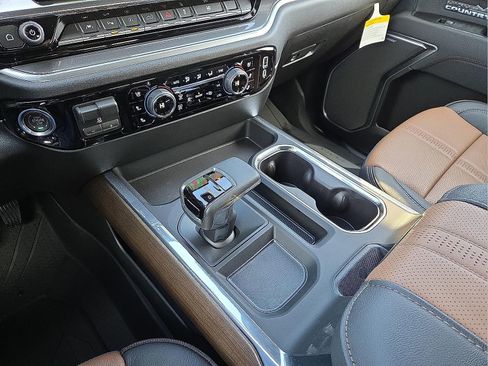 New 2026 Chevrolet Silverado 1500 High Country w/ Technology Package image 24