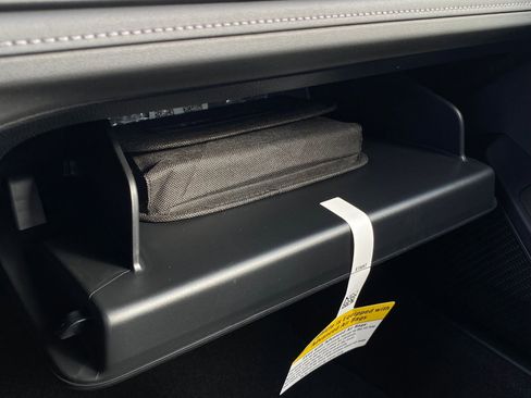 Used 2025 Honda Accord LX image 19