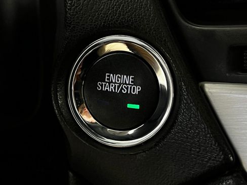 Used 2016 GMC Yukon XL SLT w/ Open Road Package image 23