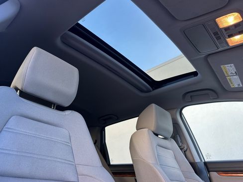 Used 2021 Honda CR-V EX image 16