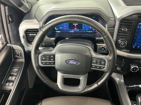 Used 2025 Ford F150 Lariat w/ Tow/Haul Package AWD/4WD image 15