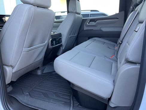 New 2026 GMC Sierra 1500 SLT w/ SLT Premium Package image 11