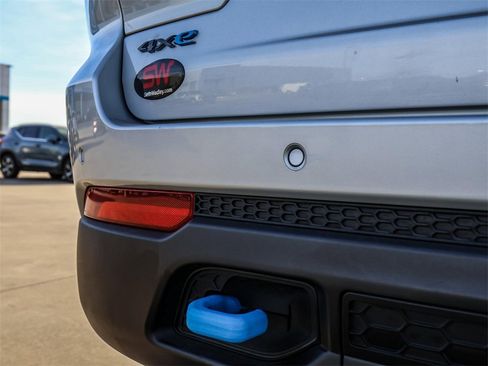 Used 2022 Jeep Grand Cherokee Trailhawk image 13