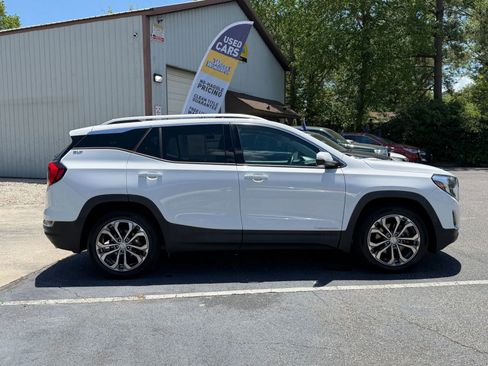 Used 2019 GMC Terrain SLT FWD image 8