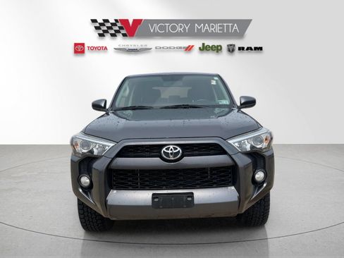 Used 2016 Toyota 4Runner SR5 AWD/4WD image 8