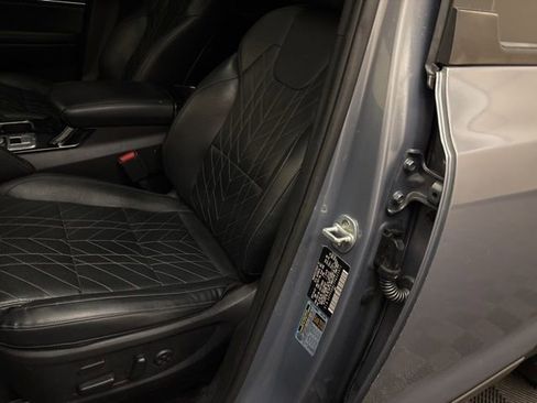 Certified 2023 Kia Telluride SX X-Line image 11