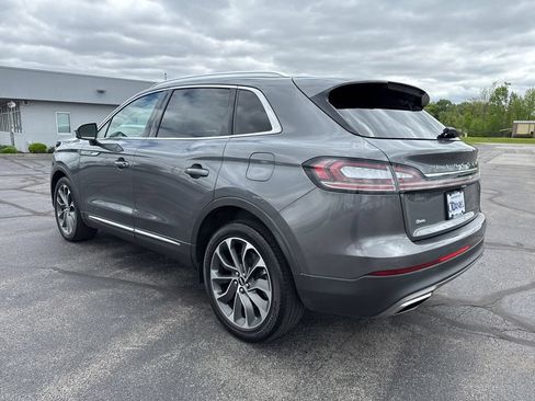 Used 2023 Lincoln Nautilus Reserve AWD/4WD image 2
