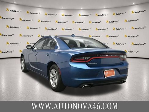 Used 2023 Dodge Charger SXT RWD image 5