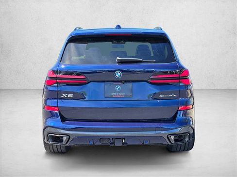 New 2026 BMW X5 xDrive50e image 8