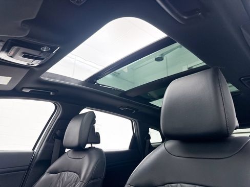Certified 2023 Kia Sportage X-Line w/ X-Line Premium Package AWD/4WD image 3