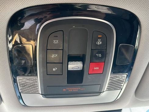 Used 2025 Hyundai Palisade SEL FWD image 26