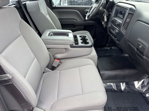 Used 2017 GMC Sierra 1500 2WD Regular Cab w/ Sierra Convenience Package image 29