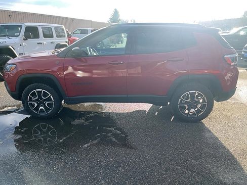 New 2026 Jeep Compass Trailhawk image 8