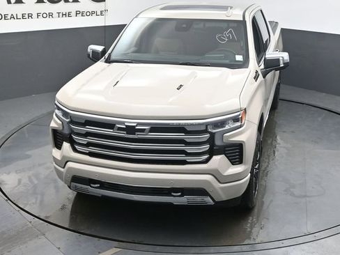 New 2026 Chevrolet Silverado 1500 High Country AWD/4WD image 24
