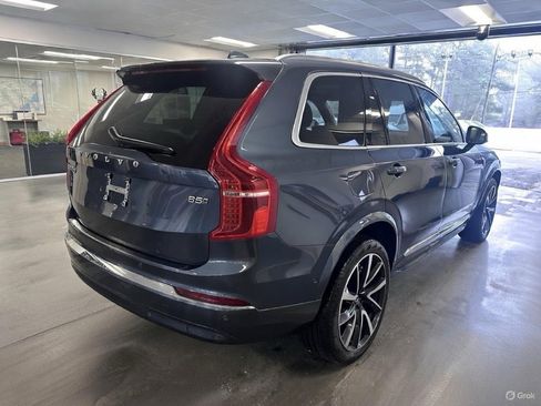 Certified 2024 Volvo XC90 B5 Plus image 4