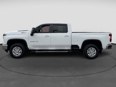 Used 2024 Chevrolet Silverado 2500 LT w/ Convenience Package image 3