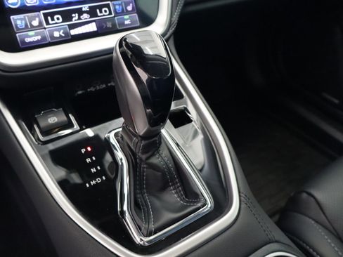 Used 2025 Subaru Outback Touring w/ Popular Package #2 image 21