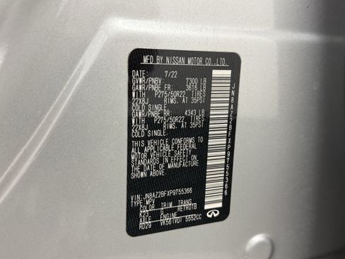 Used 2023 INFINITI QX80 Sensory w/ All-Season Package RWD image 29