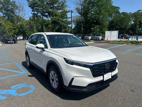 Used 2023 Honda CR-V LX image 10