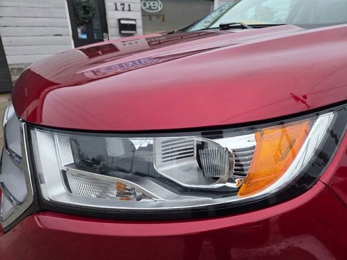 Used 2016 Ford Edge Titanium w/ Technology Package image 11