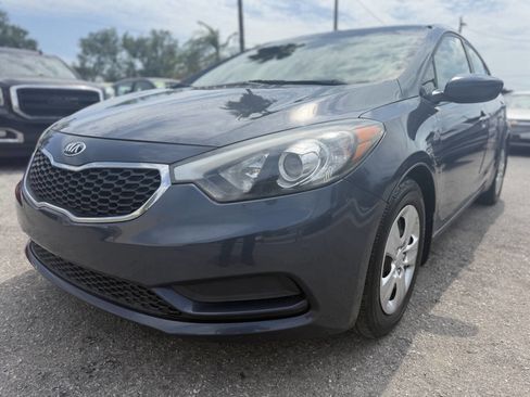 Used 2016 Kia Forte LX FWD image 2