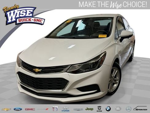 Used 2016 Chevrolet Cruze LT w/ Convenience Package image 1