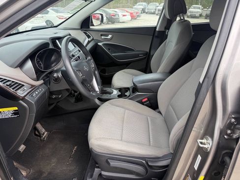 Used 2018 Hyundai Santa Fe Sport w/ Cargo Package FWD image 15