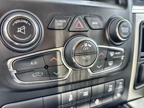 Used 2016 RAM 1500 Big Horn AWD/4WD image 16