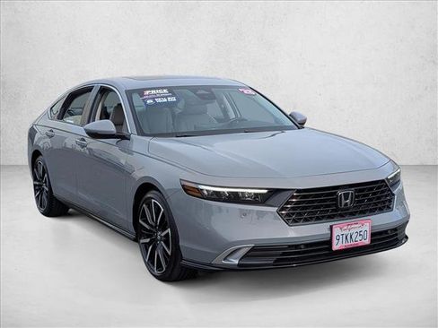 Certified 2025 Honda Accord Touring image 3