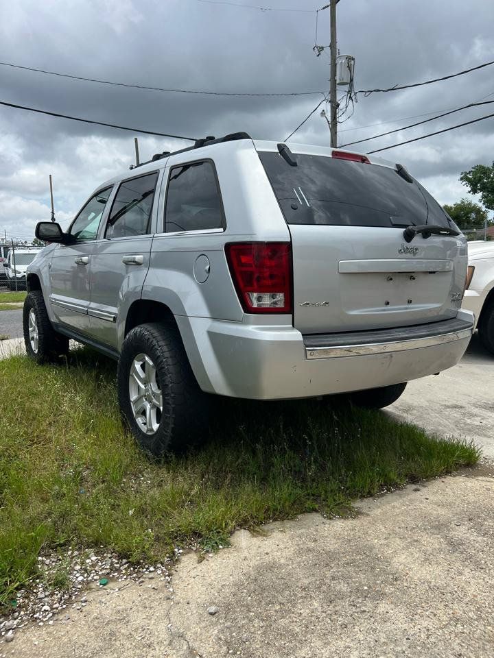 Used 2005 Jeep Grand Cherokee Limited AWD/4WD image 5