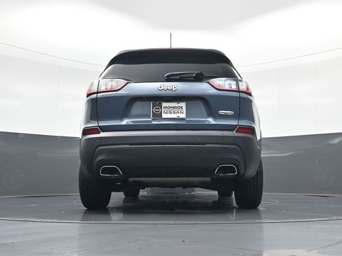 Used 2020 Jeep Cherokee Latitude Plus w/ Cold Weather Group image 18