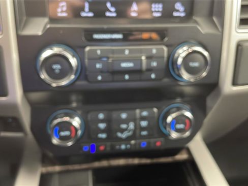 Used 2019 Ford F350 Lariat w/ Lariat Ultimate Package AWD/4WD image 13
