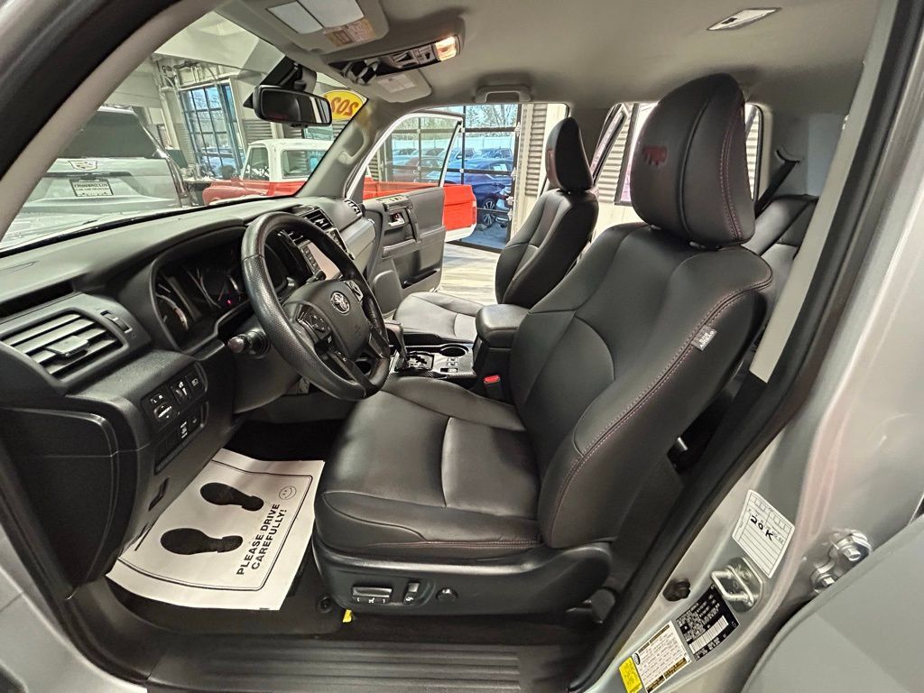 Used 2024 Toyota 4Runner TRD Off-Road Premium AWD/4WD image 56