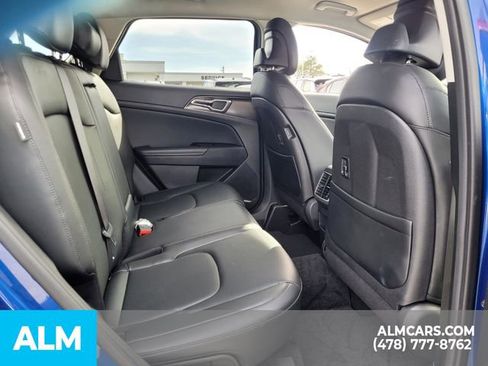 Used 2024 Kia Sportage EX image 13