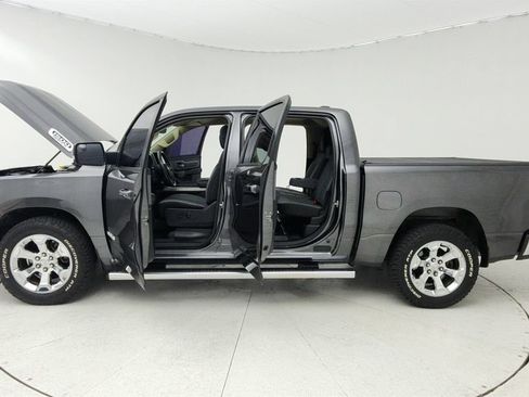 Used 2020 RAM 1500 Lone Star RWD image 4