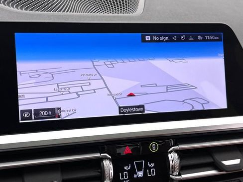 Certified 2022 BMW 330i xDrive Sedan w/ Driving Assistance Package AWD/4WD image 19