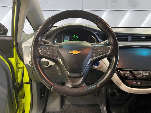 Used 2019 Chevrolet Bolt Premier w/ Infotainment Package image 13