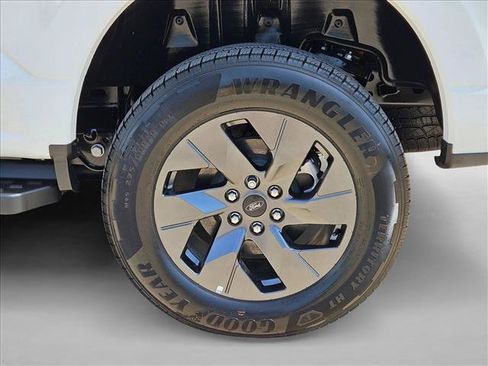 Certified 2025 Ford F150 Lightning Flash AWD/4WD image 24