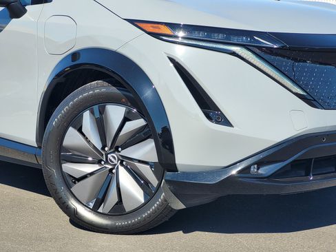 Certified 2024 Nissan Ariya AWD image 3