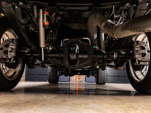 Used 2024 Ford F350 Platinum w/ Tremor Off-Road Package image 16