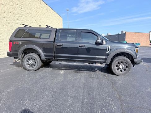 Used 2018 Ford F350 Lariat w/ Chrome Package AWD/4WD image 6