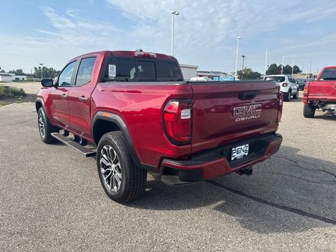 Used 2023 GMC Canyon Denali AWD/4WD image 5