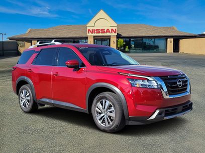 Certified 2023 Nissan Pathfinder SL