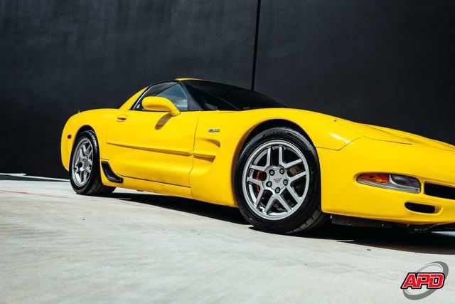 Used 2003 Chevrolet Corvette Z06 w/ Memory Package, 3 Drivers RWD image 31