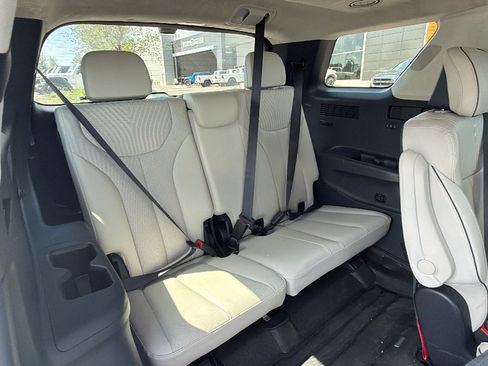 Used 2025 Hyundai Palisade Calligraphy FWD image 20