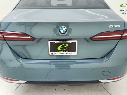 Used 2026 BMW 530i RWD image 11